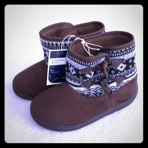 💰Two button booties💰